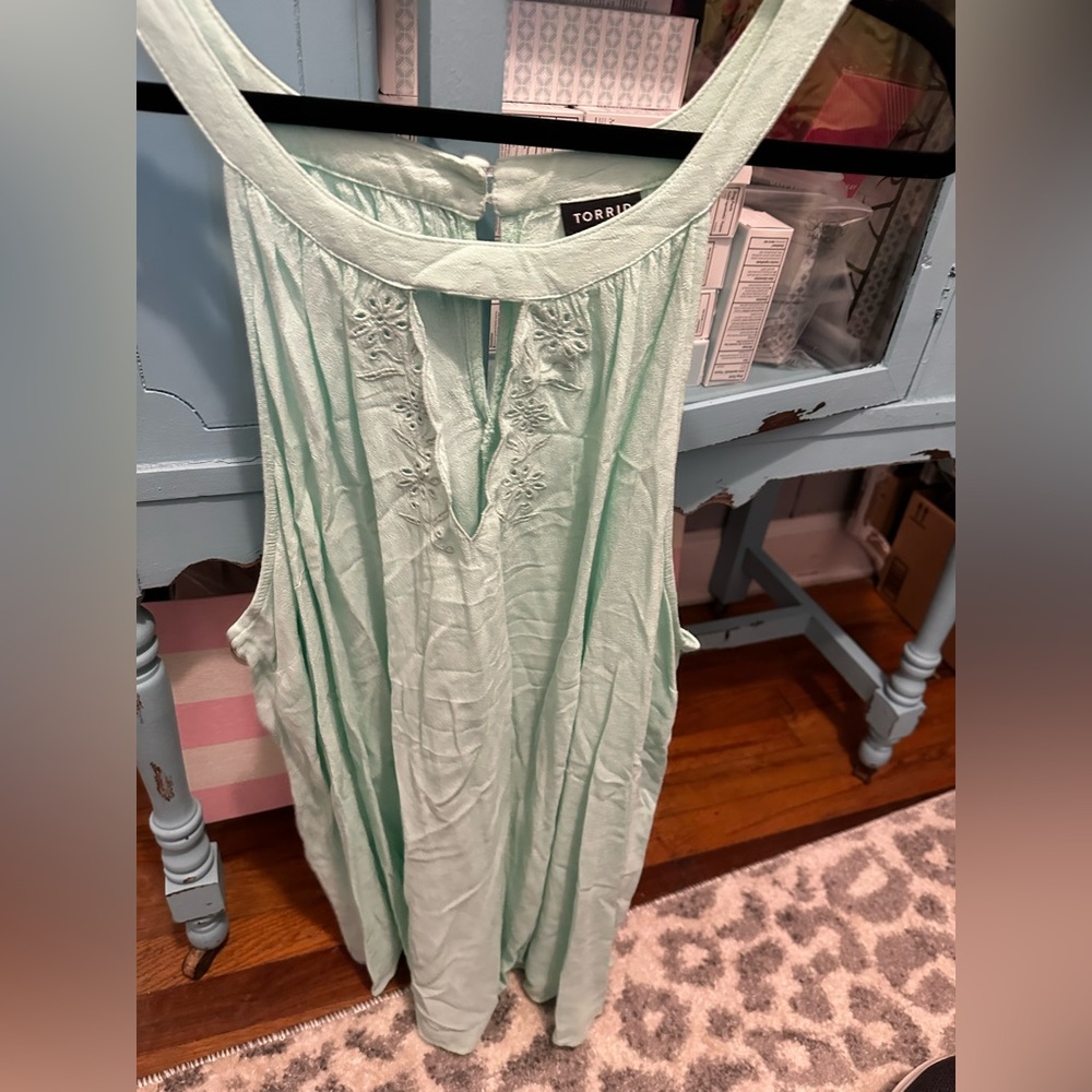 Mint green, soft top from Torrid.  Size 4